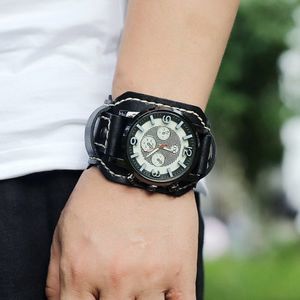 ✨✨BRAND NEW Punk Style Vintage Handmade Leather Watch